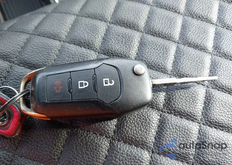 2019 Ford F250 Xl из США, поврежденный, VIN 1FT7W2B60KEE72277